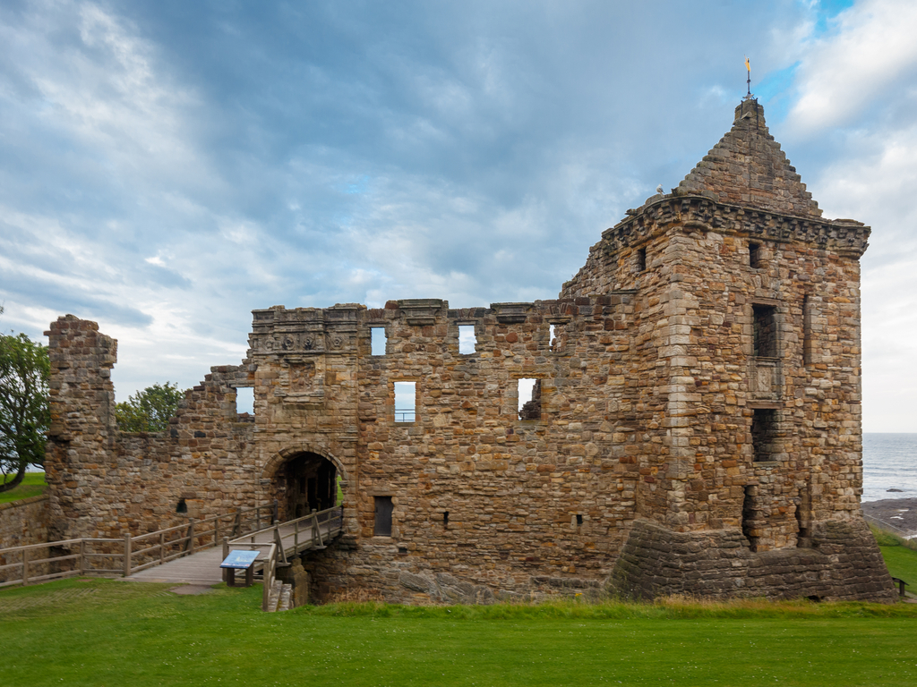 Activity St Andrews Castle