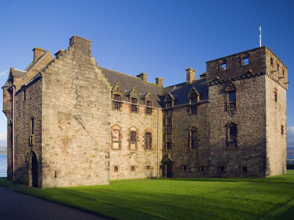 Activity Newark Castle