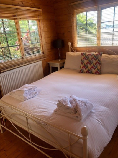 Garden Cabin Double Bed, White Cottage, Inverness