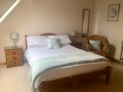 Double Bed, White Cottage, Inverness