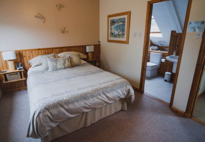 Triple Room 1, Glenkirk, Inverness