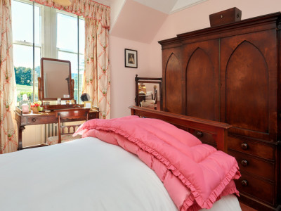 Single Bed With Window View, Moray, The Westfield