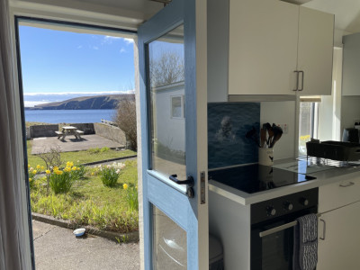Peerie House, front door view 02